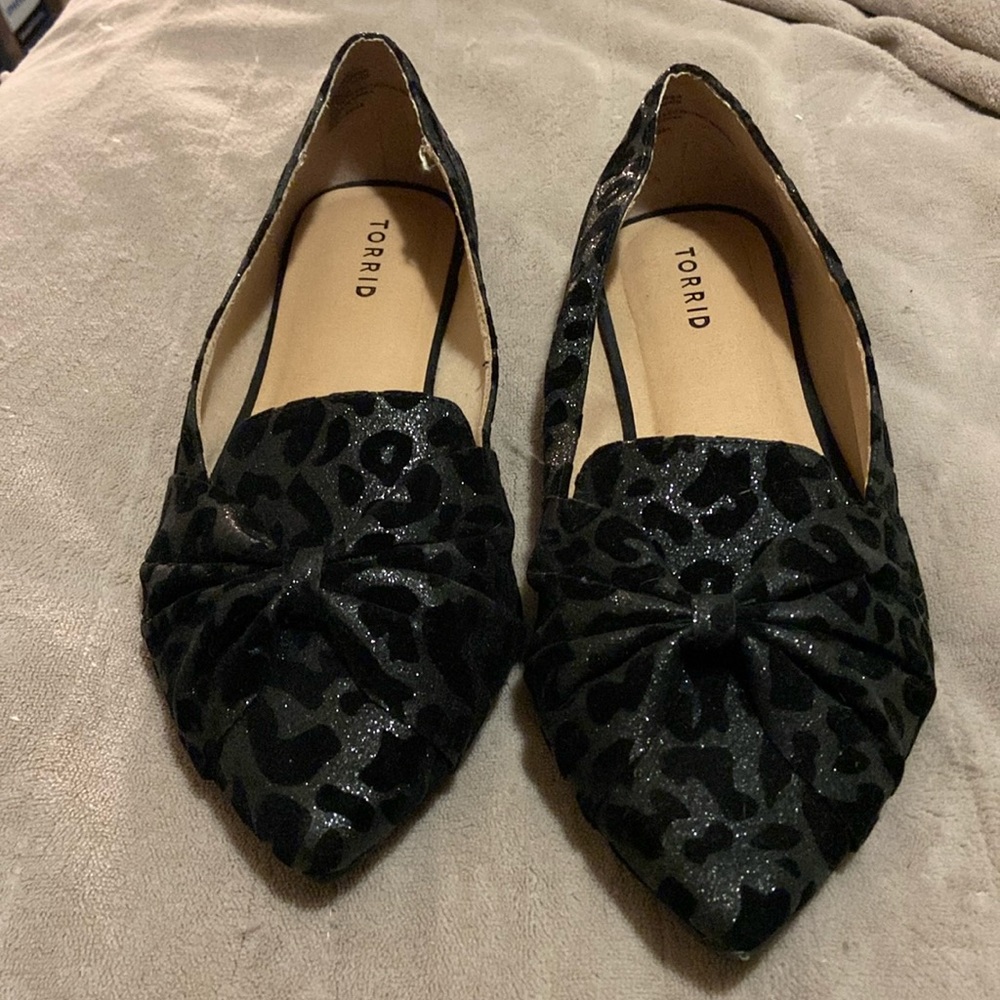 Torrid wide with black leopard loader